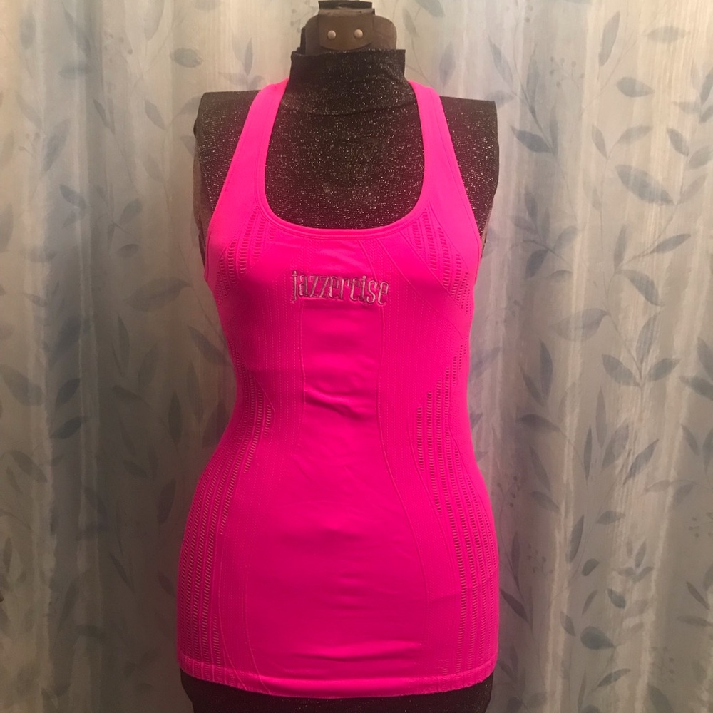 Jazzercise Athletic Top With Built-In Shelf Bra - image 1